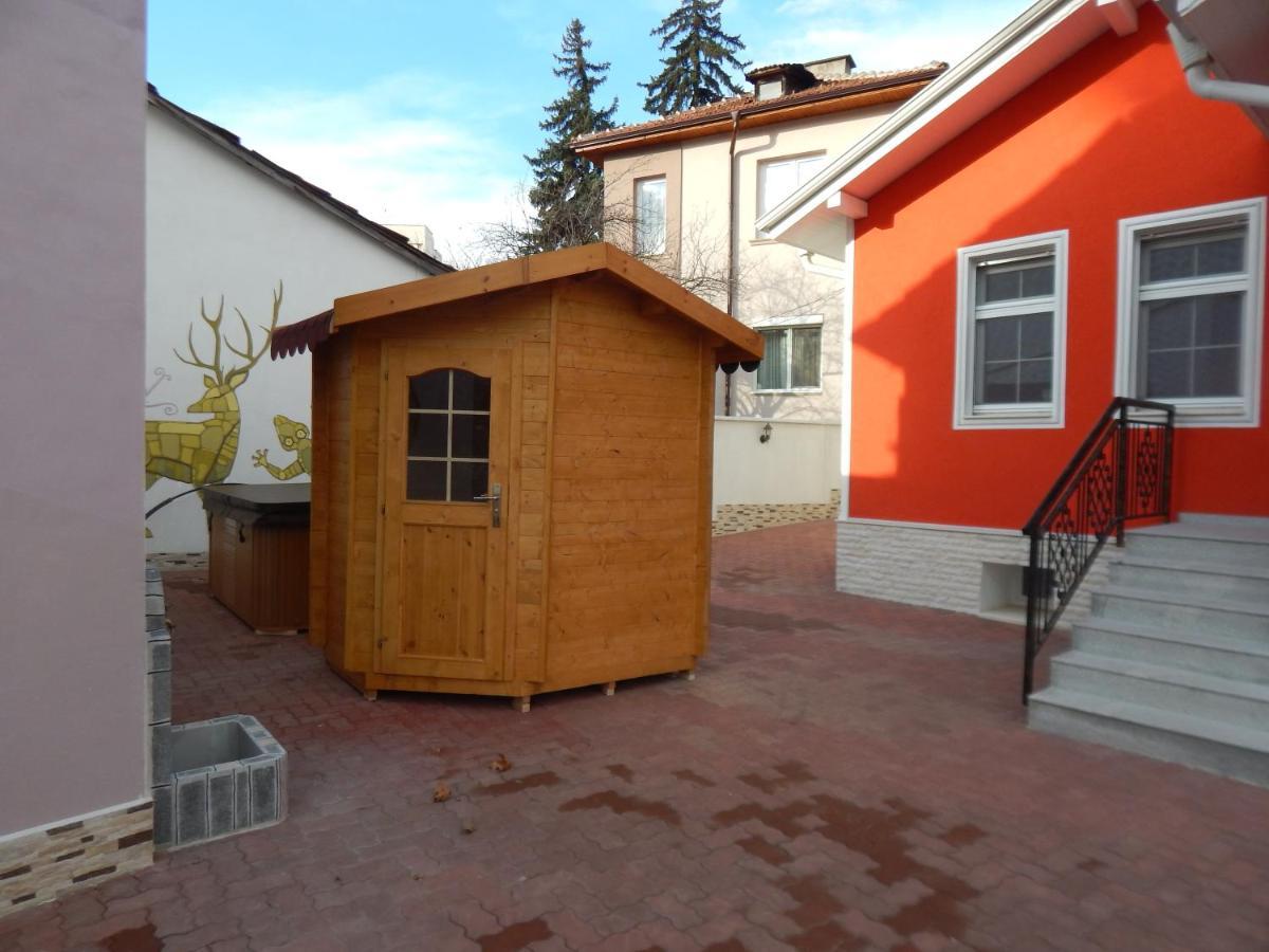 Red House Kyustendil Exterior foto